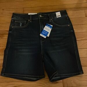 NWT XL Judy Blue High Waist Tummy Control Top Moisture Wicking Denim Shorts